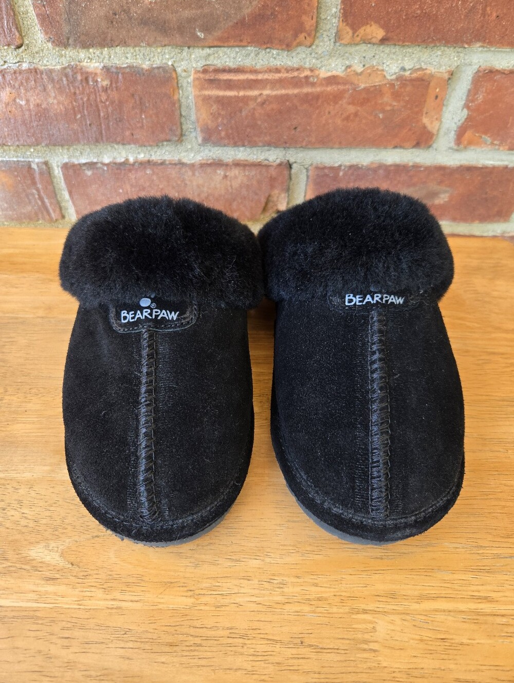 BearPaw Loki Sheepskin slippers Size 8 SO SOFT